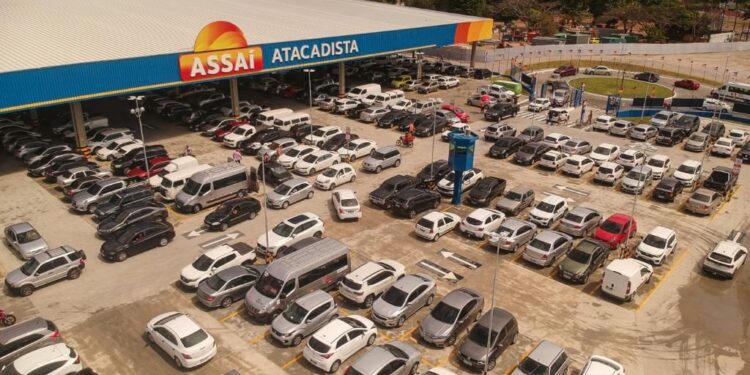 LOJAS DO ASSAÍ ATACADISTA DO CEARÁ OFERECEM PREÇOS COMPETITIVOS E SERVIÇOS DIFERENCIADOS 