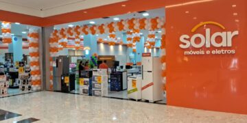 Solar Móveis e Eletros quase dobra de tamanho em dois anos