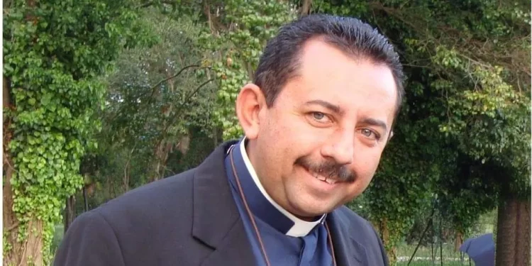 Iguatemi Bosque realiza momento de oração com Padre Antônio Furtado nesta quarta-feira (26)