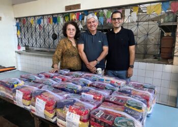 Brasterra Imóveis realiza doação de cestas básicas à Escola Padre Fred, no Jangurussu