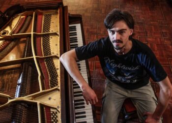 Clássicos do rock executados ao piano em Fortaleza neste sábado, 5