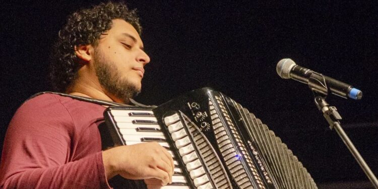 Música Brasileira  dá o tom na programação do Cantinho do Frango neste final de semana