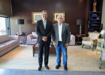 Prefeito Roberto Pessoa se reúne com Governador do Ceará para debater assuntos de interesse de Maracanaú 