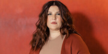 MaxiModa 2023: Ju Ferraz falará sobre marketing de experiência na 15ª edição do evento