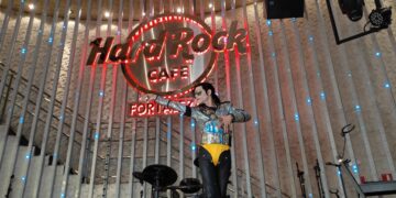 Hard Rock Cafe Fortaleza promove homenagem especial no aniversário de Michael Jackson: um tributo vibrante ao Rei do Pop
