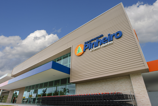 Supermercado Pinheiro abre mais de 200 vagas de emprego para nova loja em Fortaleza, no bairro Cambeba