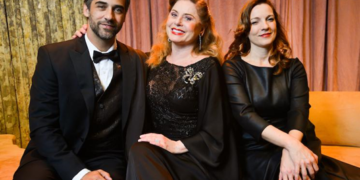 QUANDO EU FOR MÃE QUERO AMAR DESSE JEITO. UMA COMÉDIA CHEIA DE VENENO