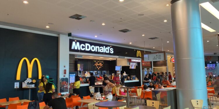 McDia Feliz no Shopping Parangaba, neste dia 26