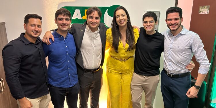 Diretoria da Associação de Jovens Empresários de Fortaleza (AJE) toma posse oficialmente neste dia 30, na Fiec