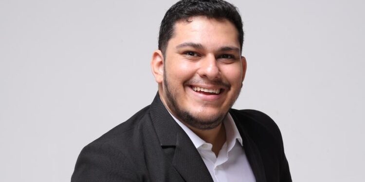 Consumidor deve ficar atento às novas regras para compras internacionais, alerta especialista