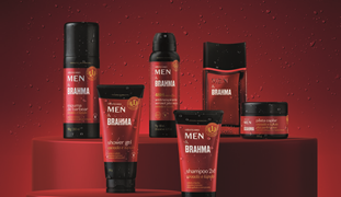 O Boticário e Brahma lançam collab inédita com produtos que extrapolam a cremosidade para além da cerveja