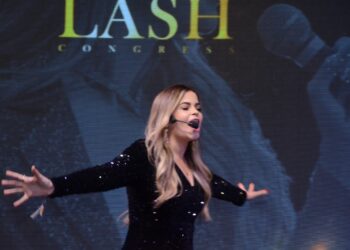 Empresária Érika Aragão é destaque em Congresso Nacional de Beleza na cidade São Paulo*