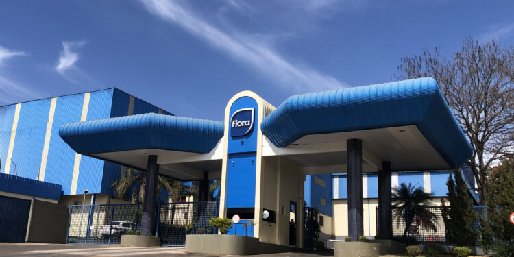 Flora abre 140 vagas