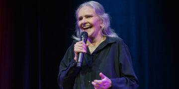 ANGELA RO RO E MUNIQUE MENDES FAZEM SHOWS NA 10ª EDIÇÃO DO PROJETO DUETOS NESTE DOMINGO (24)