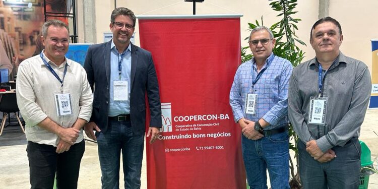 Presidente da Coopercon Ceará aborda modelo de sucesso da cooperativa na 1ª Constru Nordeste, em Salvador