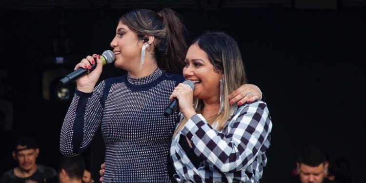 Êêêta Forrozão resgata a essência das festas de forró em Fortaleza com shows de 11 atrações musicais e mais de 10 horas de festival