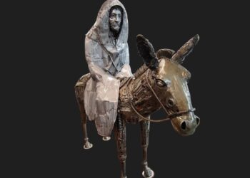 Escultura feita em sucata pelo artesão Edismar Arruda será obra tema do Amigos em Ação 2023