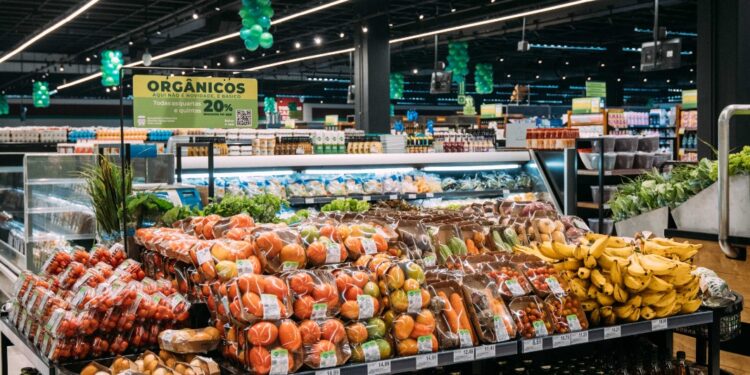 Mosteiro dos Jesuítas celebra dia de Nossa Senhora Aparecida com ação social para crianças