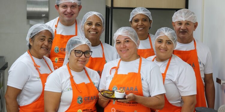 Escola de Gastronomia Social oferta 140 vagas gratuitas para cursos profissionalizantes presenciais