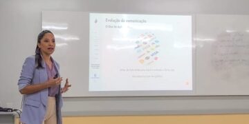 Redes Sociais no Mercado: Diretora da Creaty Comunicação, Geiziany Mendes, participa de palestra em mestrado de Inovação tecnológica na saúde