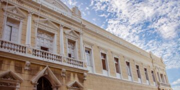 Santa Casa de Fortaleza inicia restauração de sua fachada