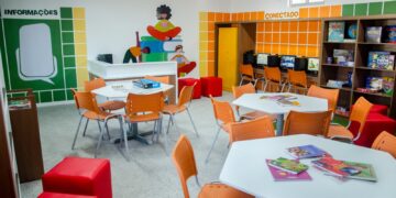 Escola municipal em Maracanaú ganha nesta terça-feira (2) uma nova biblioteca do projeto Territórios da Leitura