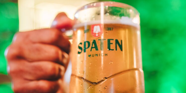Presente desde a 1ª Oktoberfest do mundo, Spaten traz espírito de celebração cervejeira para Fortaleza