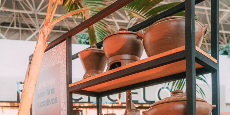 Com coleção do ceramista cearense João Bosco Lisboa, Iguatemi Bosque apresenta 4ª edição da exposição Render-CE 