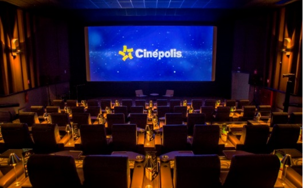 Salas de Cinema VIP do shopping RioMar Fortaleza com preço promocional para os clientes até 1º de novembro  