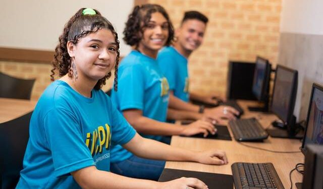 Instituto JCPM disponibiliza Banco de Talentos para contratações temporárias no final do ano para o varejo