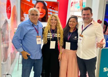 Ferrovia Ótica participa do 34º Congresso de Oftalmologia no Seara Praia Hotel