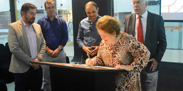 Parceria entre BNB e Maraponga Mart Moda viabiliza microcrédito para empreendedores permissionários