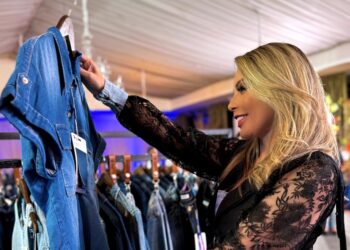 A rainha do jeans, Thaty Rabello, prestigia evento especial da Santana Textiles, valorizando mais uma vez a moda genuinamente nordestina