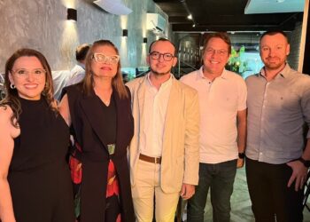 Nadson Bezerra e Manuela Oliveira reúnem empresários em jantar intimista para anunciar a chegada da Adesso Mobili em Fortaleza
