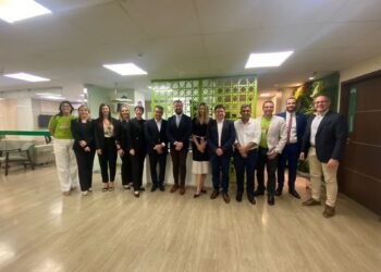 Unimed Fortaleza recebe Cônsul do Canadá e avaliadores da QGA para primeira visita de acompanhamento da Acreditação Internacional da Rede Própria