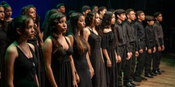 Coral Vozes de Iracema realiza apresentações natalinas no Shopping Iguatemi Bosque a partir de sábado (11)