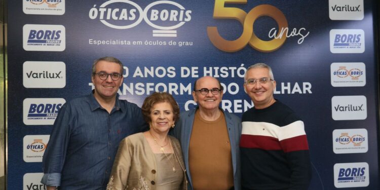 Óticas Boris: Há 50 anos sendo a maior especialista em óculos de grau do mercado cearense