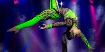 Real Circo inicia temporada no estacionamento do shopping RioMar Kennedy com promoção no fim de semana da Black Friday