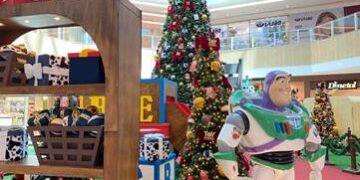 Decorações exclusivas de Natal com tema Toy Story chegam aos shoppings RioMar em Fortaleza 