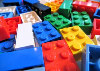 AJE realiza oficina com Lego Serious Play para incentivar a inovação entre empreendedores de Fortaleza