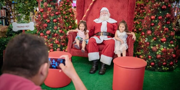 Chegada do Papai Noel neste final de semana movimenta o Shopping Parangaba 