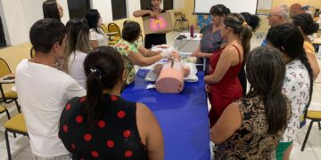 Casa de Cuidados do Ceará promove capacitação para qualificar assistência a pacientes do equipamento