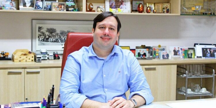 AJE realiza Almoço Empresarial com o CEO da Avine Airton Carneiro Junior