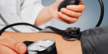 Novo salário mínimo: especialista dá dicas de como vencer os reajustes das despesas e fazer o dinheiro render