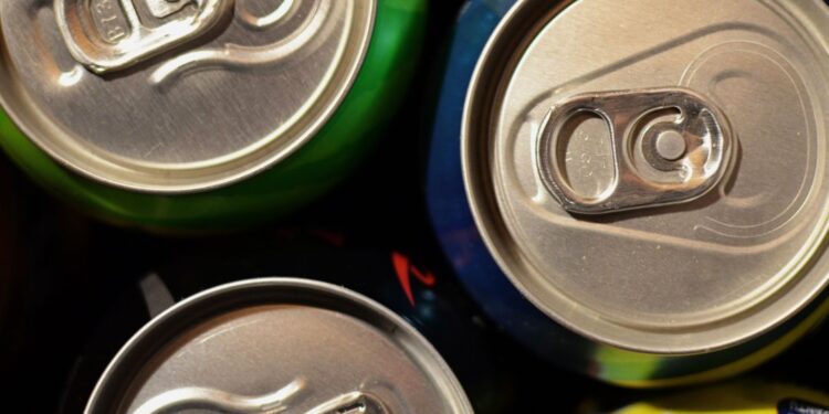 Refrigerante “zero açúcar” é mais saudável? 