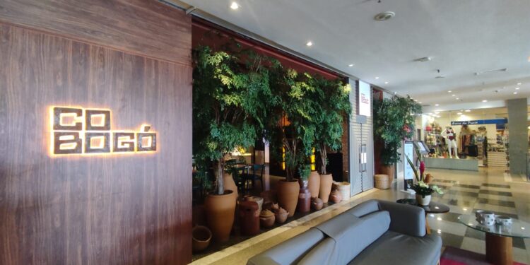 Seara Praia Hotel encerra programação especial de pré-carnaval com show do grupo Samba Essas Mulheres