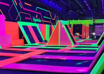 Com lazer para todas as idades, Vila Trampolim chega ao Iguatemi Bosque 