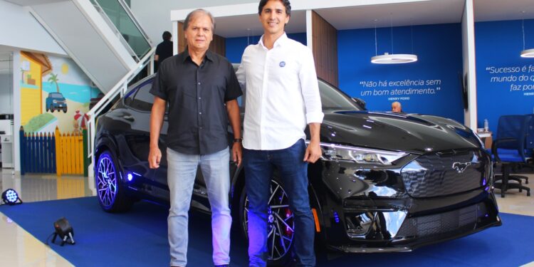 Crasa apresenta o Mustang Mach-E, primeiro SUV esportivo elétrico da Ford