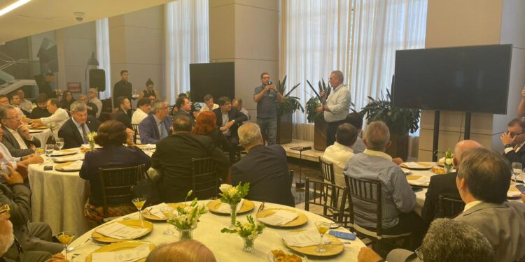 Faec promove encontro com o judiciário cearense