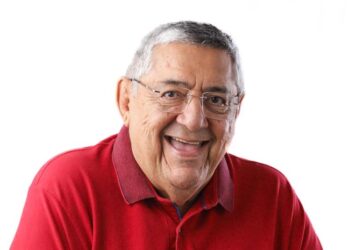 Wilton Bezerra  lança seu novo livro e shows de Paulo Façanha, Edinho Vilas Boas, Fernando Rosa e Juruviara no  Cantinho do Frango